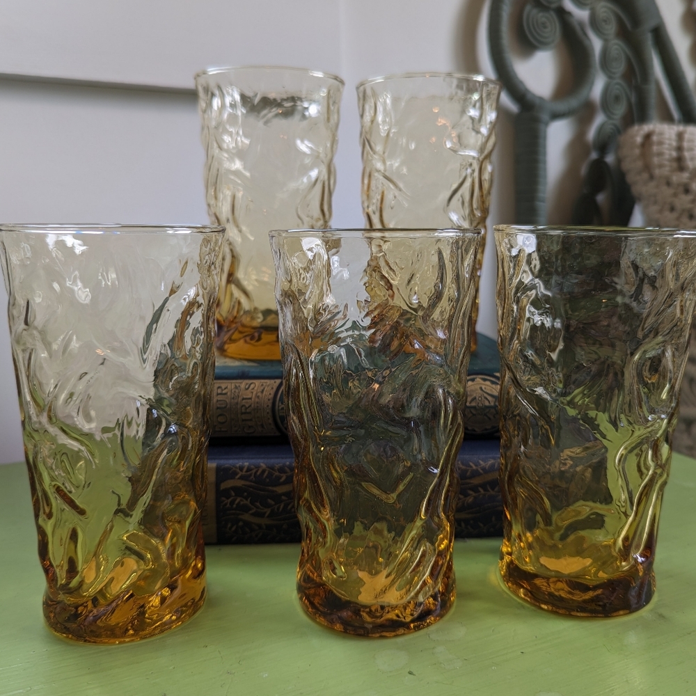 Set of Libbey Aztec Gold vintage glasses barware Apx 5.5" x 3" diameter at top